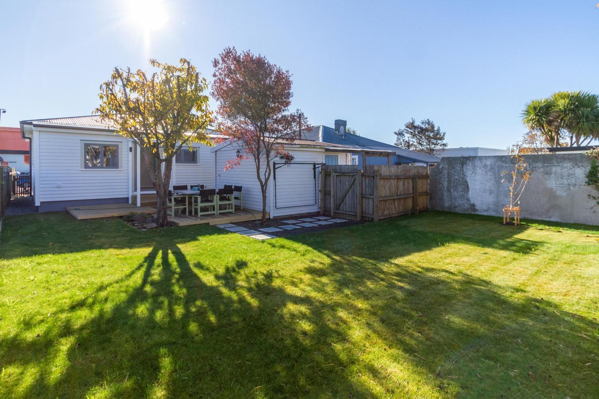 Charming 3 Bedroom Home Near Christchurch City Exterior foto